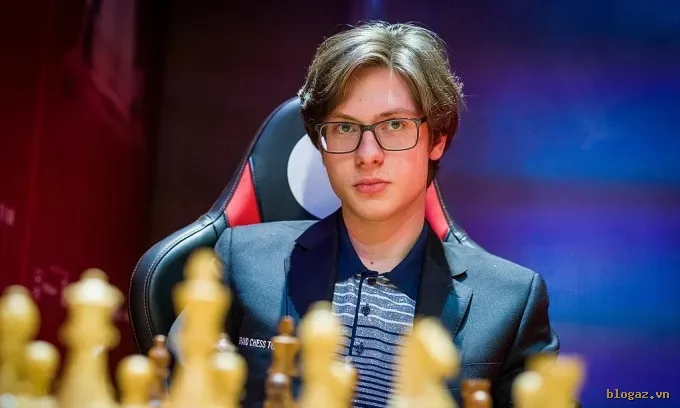 Đại kiện tướng Kirill Shevchenko, đang bị cấm vì gian lận, trong một giải đấu cờ vua Grand Chess Tour. Ảnh: GCT