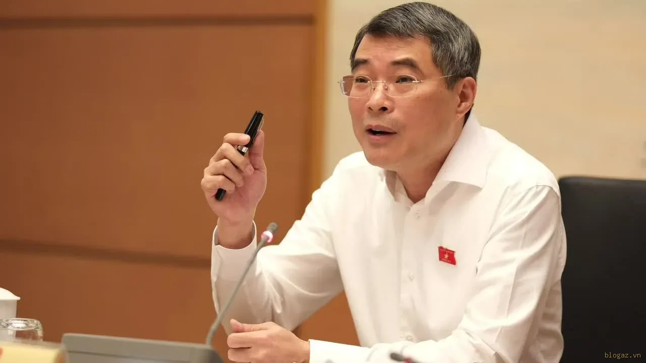 Thủ tướng đề xuất nâng ngưỡng chịu thuế hộ kinh doanh lên 1 tỷ đồng nhằm trợ lực kinh tế