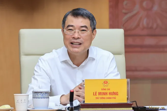Thủ tướng Lê Minh Hưng yêu cầu tăng tỷ trọng chi cho công nghệ lõi để tạo đột phá kinh tế số