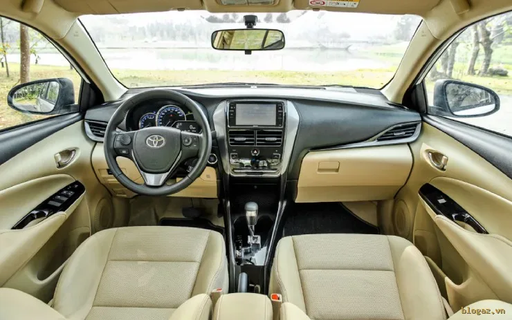 honda-city-rs-vs-toyota-vios-cuoc-doi-dau-ngoi-vuong-sedan-hang-b-duoi-500-trieu-dong-1778589979601