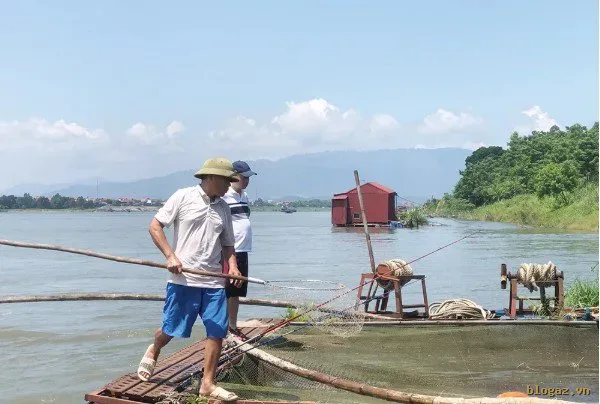 Săn "Thủy Quái" Đà Giang: Cuộc Đua Với Dòng Chảy Dữ, Lợi Nhuận Khủng