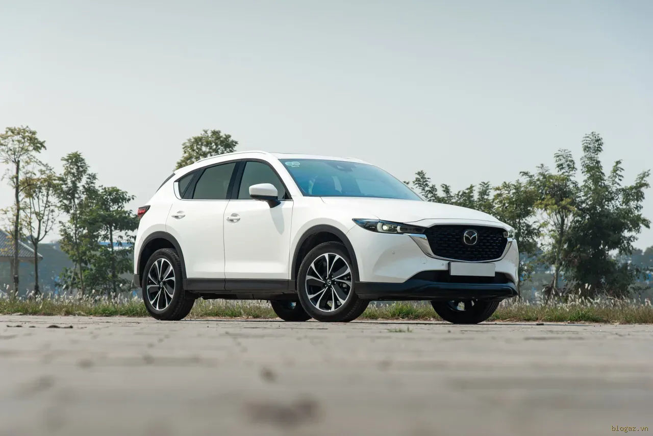 Có 800 triệu đồng, nên chọn Mazda CX-5 hay Toyota Corolla Cross - 5