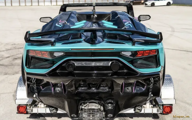 Siêu xe Lamborghini độc lạ, giá rẻ chỉ hơn 1,2 tỷ đồng gây sốt - 4
