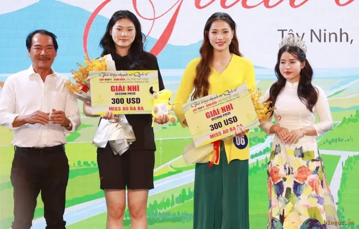"Chân dài" Lan Vy giành Hoa khôi cúp bóng chuyền VTV, bất ngờ gặp sự cố hy hữu - 14