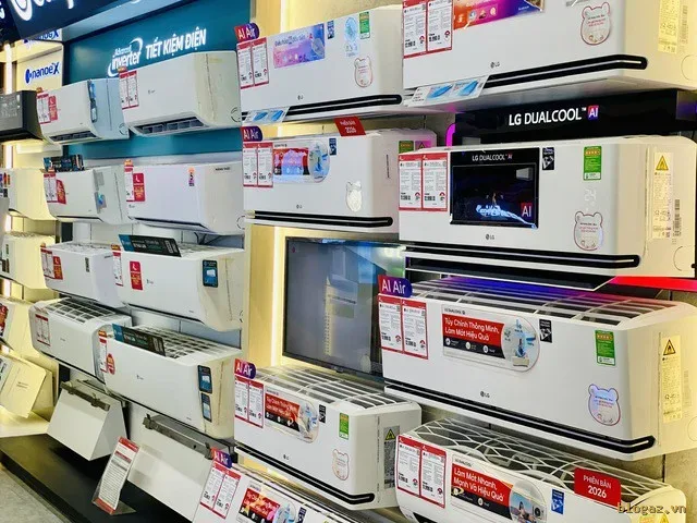 Đa dạng các mẫu điều hòa được bày bán để phục vụ nhu cầu của người tiêu dùng.