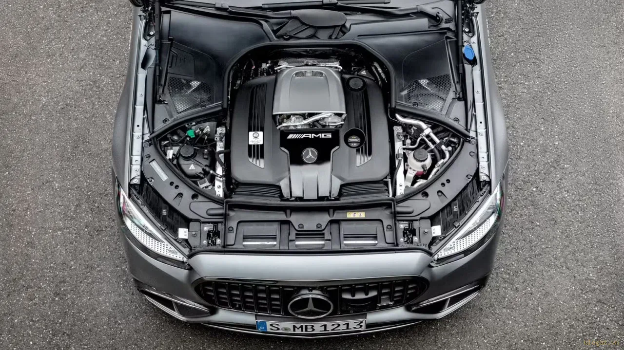 Đối với dòng C-Class, kỷ nguyên V8 có lẽ đã vĩnh viễn khép lại.