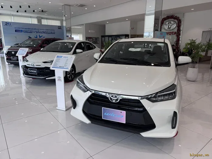 Ô tô tồn kho "nghìn tỷ": Đại lý đồng loạt xả hàng, giảm giá "sốc"