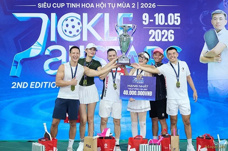 Hoa hậu Hương Giang cùng Lý Hoàng Nam ngược dòng vô địch giải pickleball toàn sao - 11
