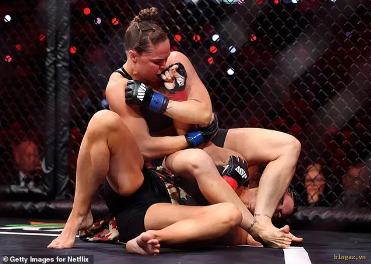 Ronda Rousey Tái Xuất Bùng Nổ: Nữ Hoàng UFC Trở Lại Đỉnh Cao Sau 17 Giây Đầy Biểu Tượng