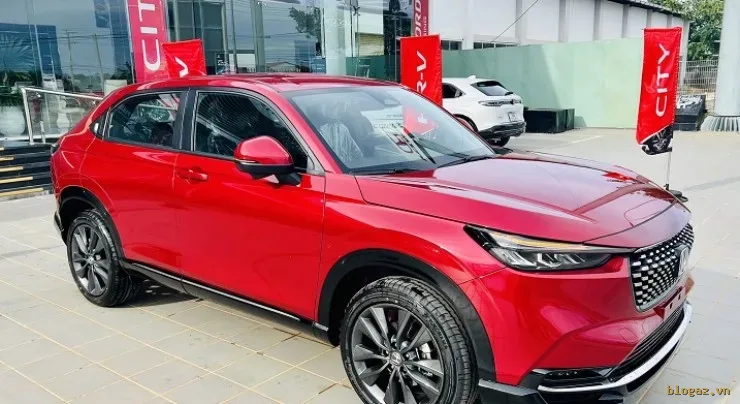 suv-hang-b-tu-dai-at-chu-bai-gia-duoi-700-trieu-dong-dang-chot-don-hien-nay-1779367579193