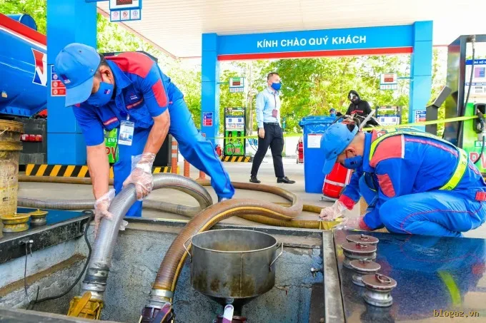 Xăng E10 RON 95-III: Giải pháp xanh cho động cơ Việt, bạn đã sẵn sàng?